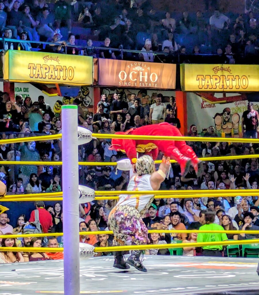 Lucha Libre Guadalajara luchadores ring