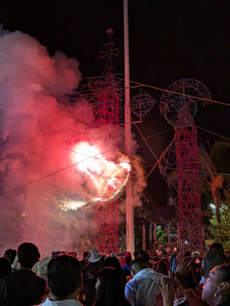 castillo fireworks spinning flames Mexico fiesta